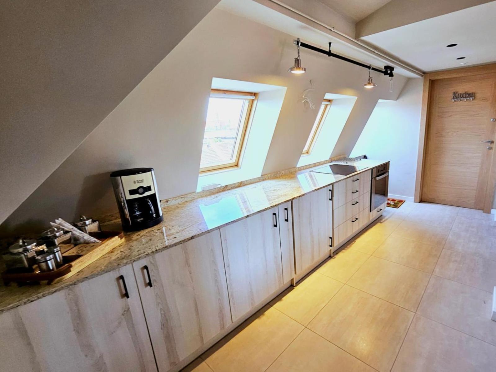 Golden Rooftop Apartment-oldtown Apartamento *