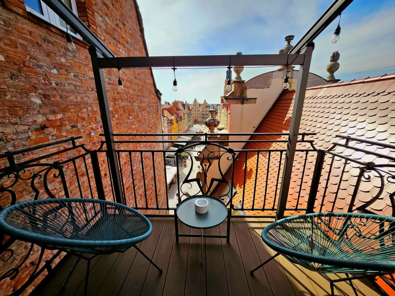 Golden Rooftop Apartment-oldtown Breslau